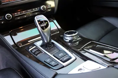 BMW 5-Series 2014, 81800 км, за 11990000 KRW - фото 16
