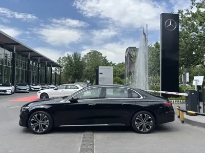 Mercedes-Benz E-Class New Energy 2024, 27000 км, за 309800 CNY