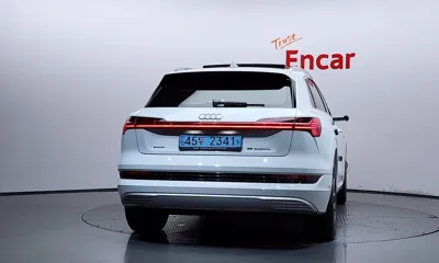 Audi e-tron 2022, 111017 км, за 41890000 KRW