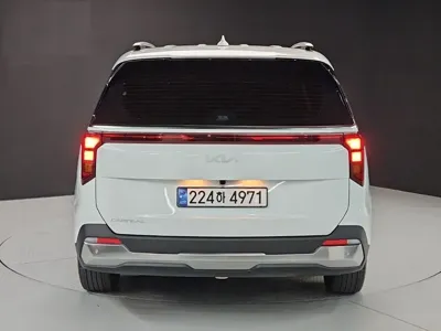 Kia Canival 2025, 10577 км, за 36500000 KRW