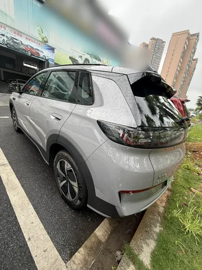 BYD Sealion 05 EV 2025, 3700 км, за 120453.22 CNY