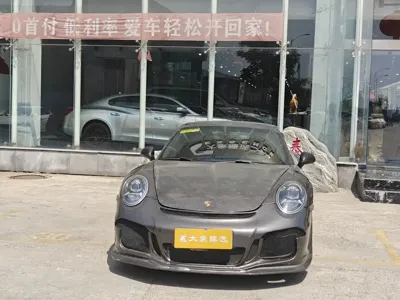 Porsche 911 2013, 68000 км, за 268300 CNY