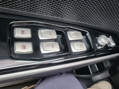 KG_Mobility_Ssangyong TIBOLI 2017, 117399 км, за 6500000 KRW - фото 13