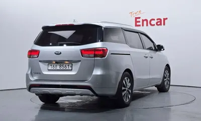 Kia Canival 2016, 168431 км, за 6900000 KRW - фото 2