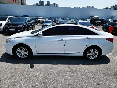 Hyundai Sonata 2012, 181070 км, за 3690000 KRW