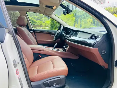BMW 5 Series GT 2015, 80000 км, за 93800 CNY - фото 9