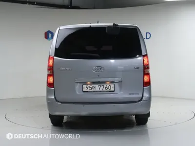 Hyundai Starex 2017, 166141 км, за 7500000 KRW