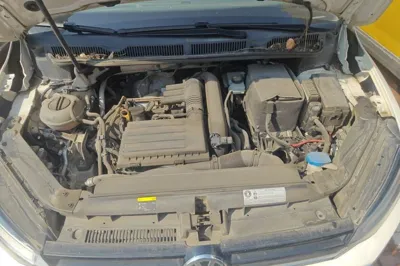 Volkswagen Touran 2016, 78700 км, за 66123.85 CNY - фото 23