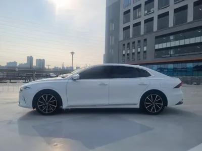 Hyundai Grandeur 2022, 49400 км, за 22500000 KRW