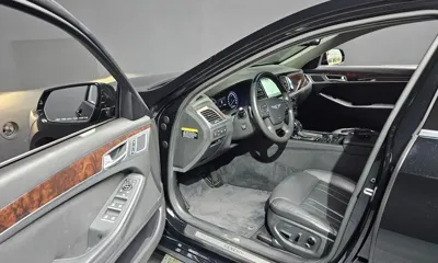 Hyundai Genesis 2016, 104920 км, за 12500000 KRW - фото 10