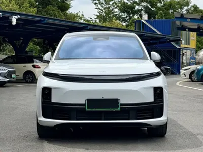 Li Auto Li L7 2023, 47000 км, за 175799 CNY