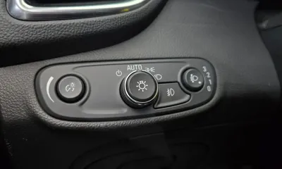 ChevroletGMDaewoo Trax 2018, 101446 км, за 6500000 KRW - фото 18