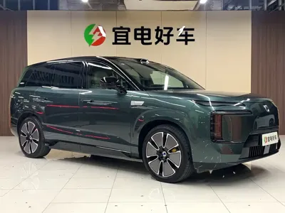 Denza 腾势N8L 2025, 4000 км, за 267600 CNY