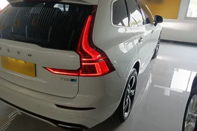 Volvo XC60 2018, 93500 км, за 131200.81 CNY - фото 7