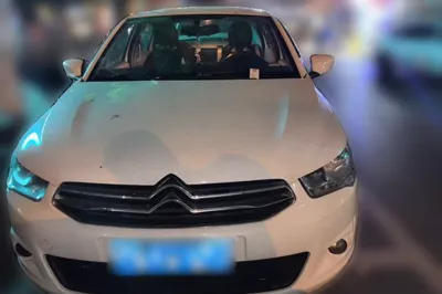 Citroen Elysee 2014, 95300 км, за 17446.87 CNY
