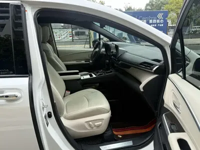 Toyota Granvia 2024, 40000 км, за 246500 CNY - фото 19