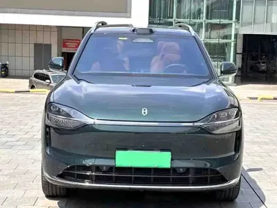AITO 问界 AITO M9 2024, 40000 км, за 386800 CNY