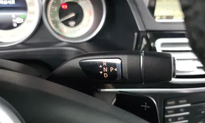 Mercedes-Benz E-Class 2016, 161438 км, за 10000000 KRW - фото 9