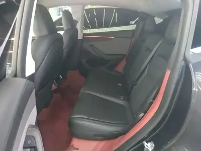 Tesla Model Y 2025, 28100 км, за 219500 CNY - фото 17