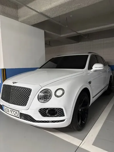 Bentley Bentayga · 2018 год