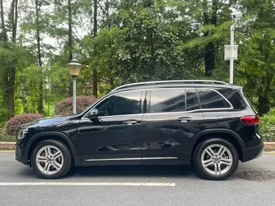 Mercedes-Benz GLB 2023, 49000 км, за 149800 CNY