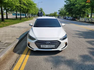 Hyundai Avante · 2017 год