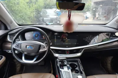 Geely Auto Emgrand GT 2020, 61900 км, за 42355.47 CNY - фото 10