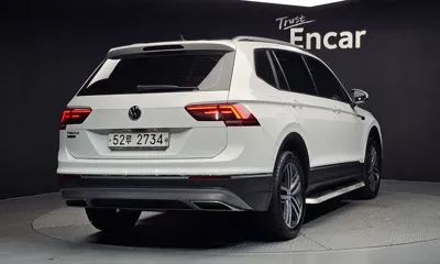 Volkswagen Tiguan 2018, 187192 км, за 19390000 KRW