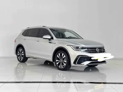 Volkswagen Tiguan L 2022, 10100 км, за 123900 CNY