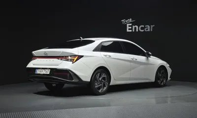 Hyundai Avante 2024, 6976 км, за 21200000 KRW