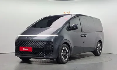 Hyundai Staria · 2022 год