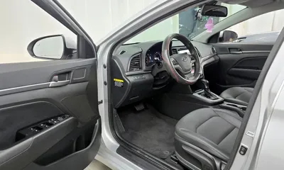 Hyundai Avante 2018, 18565 км, за 11900000 KRW - фото 10