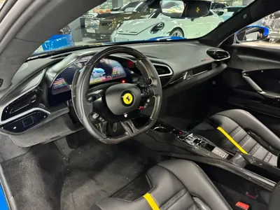Ferrari 296 2022, 1700 км, за 370000000 KRW