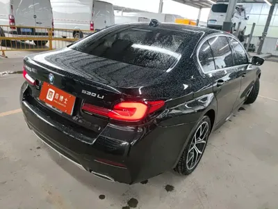 BMW 5 Series 2023, 60000 км, за 249800 CNY