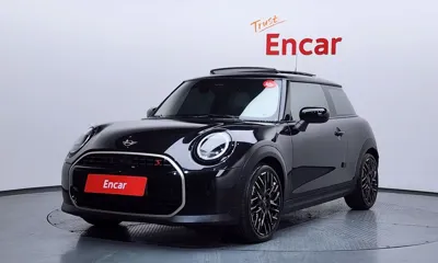 MINI Cooper · 2025 год