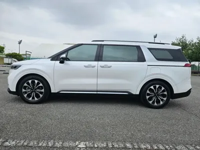 Kia Canival 2021, 53788 км, за 31300000 KRW