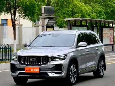 Geely Xingyue L · 2022 год
