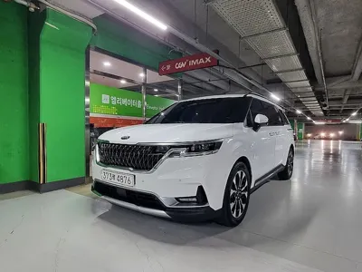 Kia Canival · 2021 год