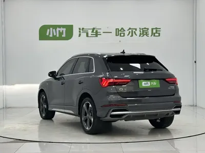 Audi Q3 2023, 31000 км, за 202000 CNY
