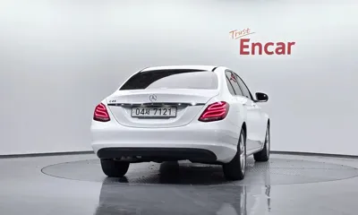 Mercedes-Benz C-Class 2017, 57331 км, за 17500000 KRW