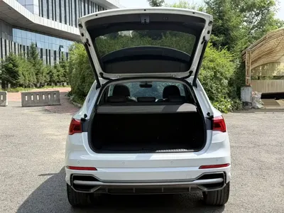 Audi Q3 2022, 25000 км, за 185799 CNY - фото 19