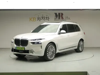 BMW X7 · 2025 год