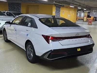 Hyundai Avante 2026, 5 км, за 3840000 KRW - фото 16