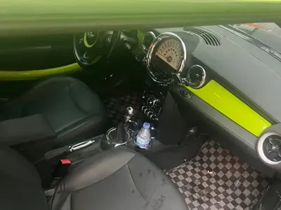 MINI Mini Clubman 2011, 130000 км, за 26800 CNY
