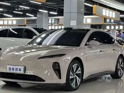 Nio ET5 · 2025 год