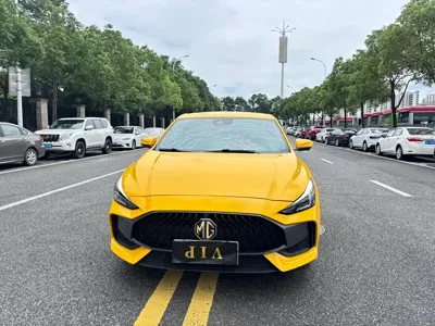 MG MG5 2021, 53000 км, за 39800 CNY