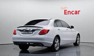 Mercedes-Benz C-Class 2018, 135010 км, за 15790000 KRW