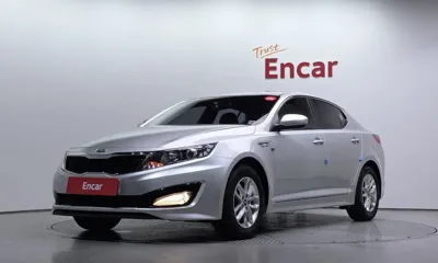 Kia K5 · 2011 год