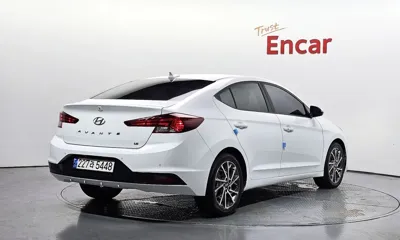 Hyundai Avante 2019, 156037 км, за 6500000 KRW - фото 2