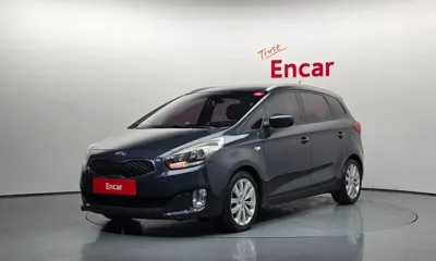 Kia Carens · 2015 год